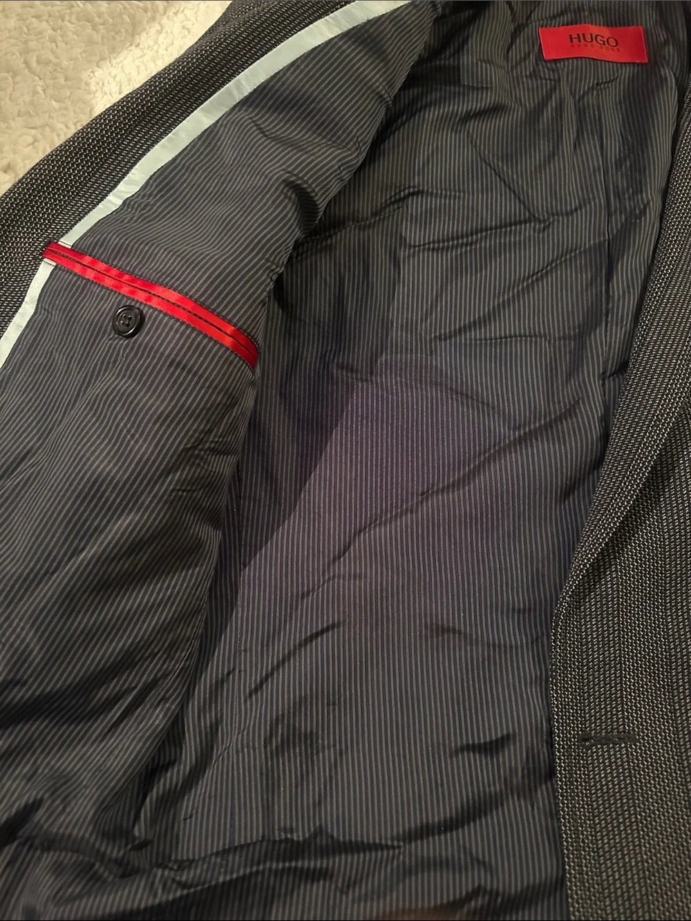 HUGO Men’s Gray Pinstripe Sport Coat